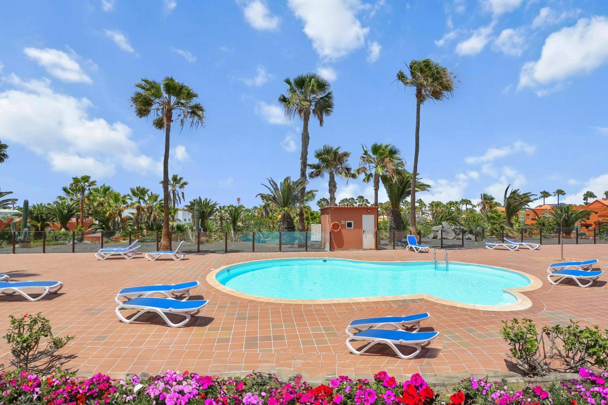 Oasis Royal Apartment Corralejo Exterior photo